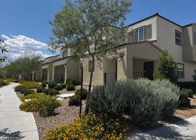 Property at 3493 Arcadian King Ave, Las Vegas, NV 89106, 3 beds, 2.5 baths