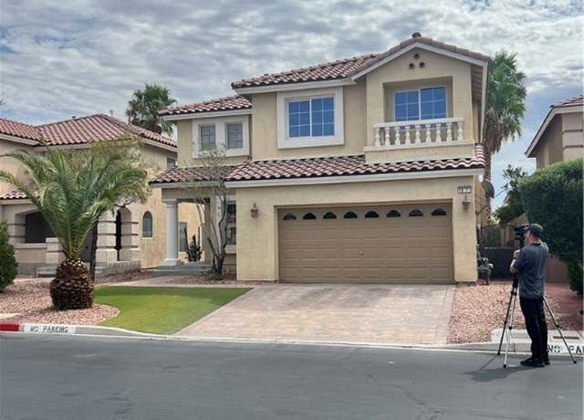 Property at 10898 Carberry Hill St, Las Vegas, NV 89141, 3 beds, 2.5 baths