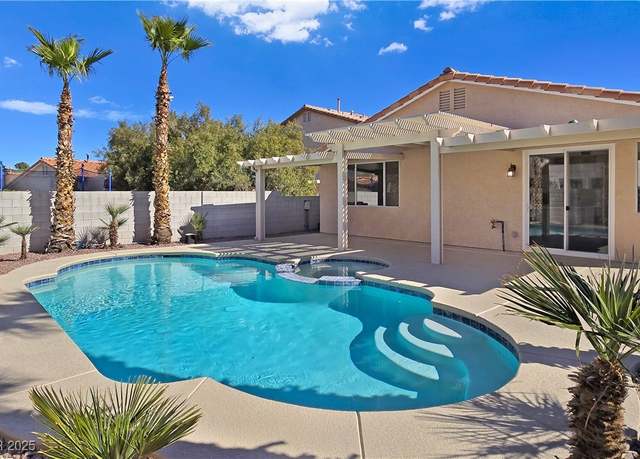 Property at 283 Fancrest St, Henderson, NV 89052, 3 beds, 3 baths