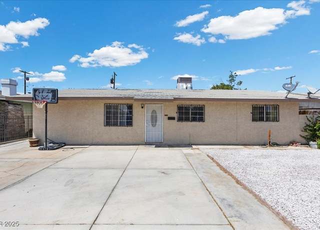 Property at 808 Reynolds Ave, North Las Vegas, NV 89030, 4 beds, 2 baths