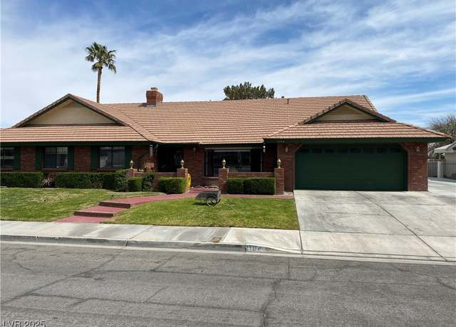 Property at 1104 Oak Tree Ln, Las Vegas, NV 89108, 4 beds, 3 baths