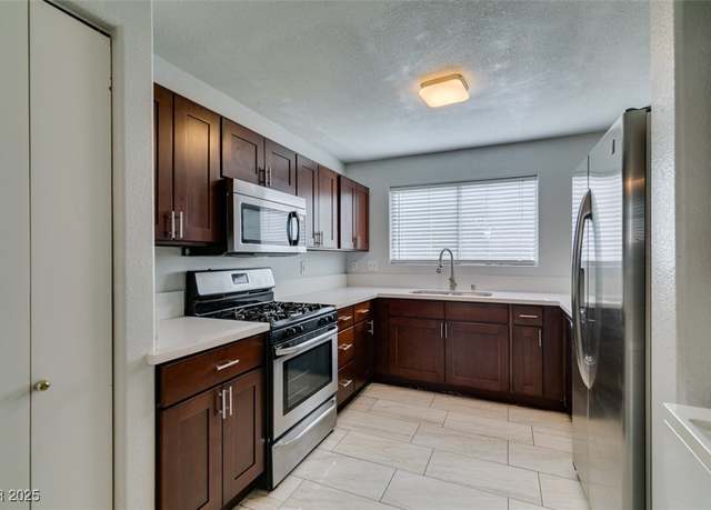Property at 1550 Jamielinn Ln #102, Las Vegas, NV 89110, 1 bed, 1 bath