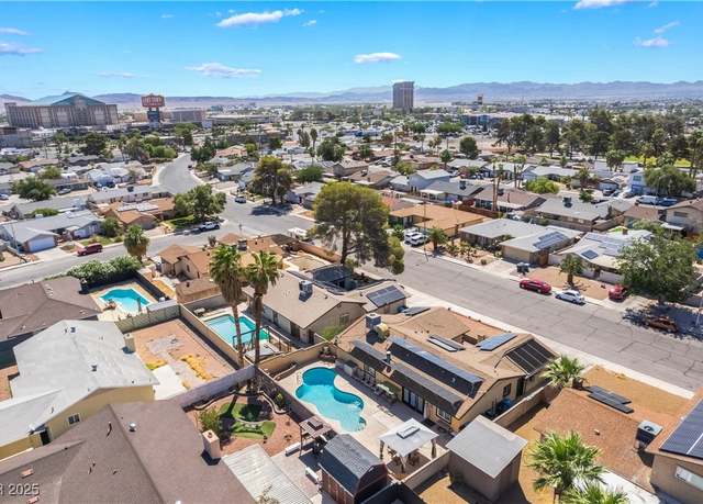 Property at 4854 Plata Del Sol Dr, Las Vegas, NV 89121, 4 beds, 2 baths