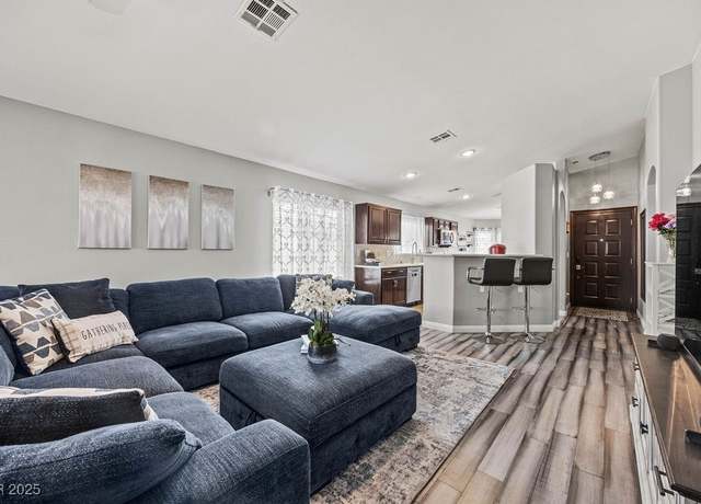 Property at 2294 Dakota Sky Ct, Henderson, NV 89052, 4 beds, 2 baths