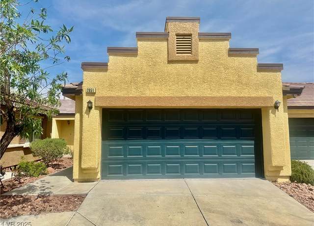 Property at 2851 China Cove St, Laughlin, NV 89029, 3 beds, 2 baths