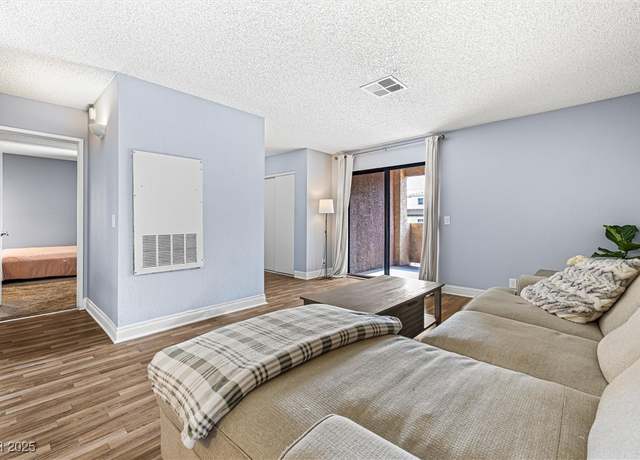 Property at 3151 Soaring Gulls Dr #1062, Las Vegas, NV 89128, 3 beds, 2 baths