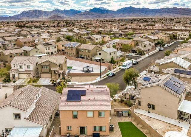 Property at 7948 Eastern Elk St, Las Vegas, NV 89149, 4 beds, 2.5 baths