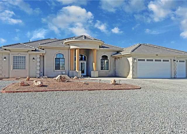 Property at 3580 Prairie Ave, Pahrump, NV 89048, 3 beds, 2.5 baths