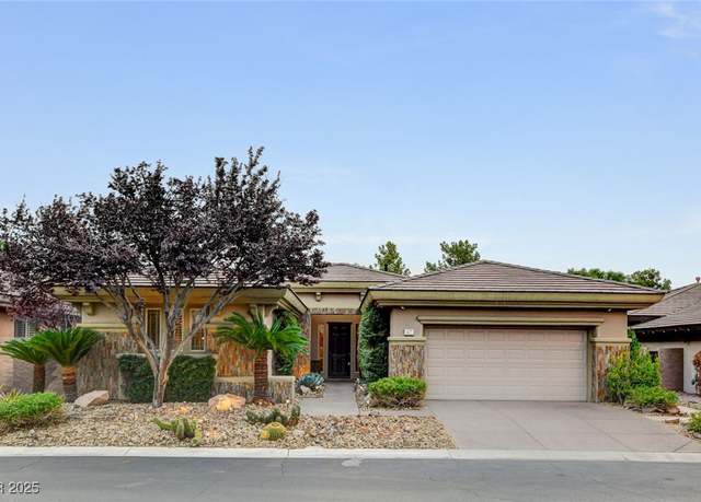 Property at 67 Fountainhead Cir, Henderson, NV 89052, 3 beds, 2.5 baths