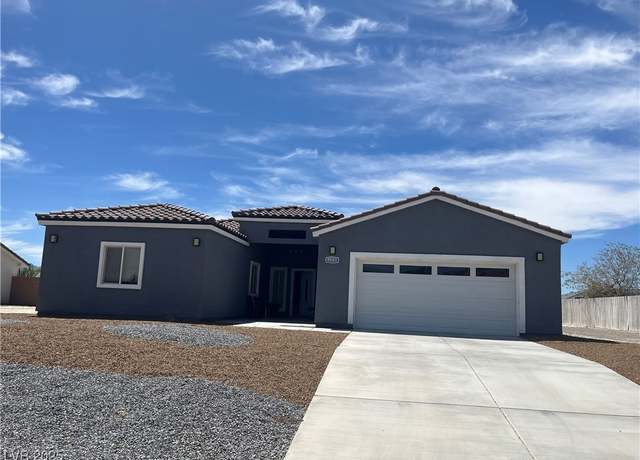 Property at 4960 Honey Locust Dr, Pahrump, NV 89061, 3 beds, 2 baths