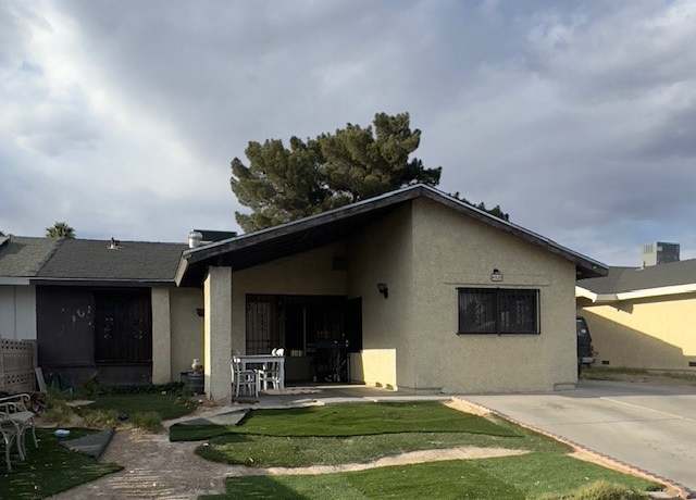 Property at 4820 Mahogany Dr, Las Vegas, NV 89110, 3 beds, 1 bath