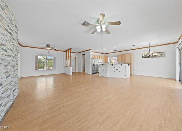 Property at 2537 Terrytown Ave, Henderson, NV 89052, 2 beds, 2 baths