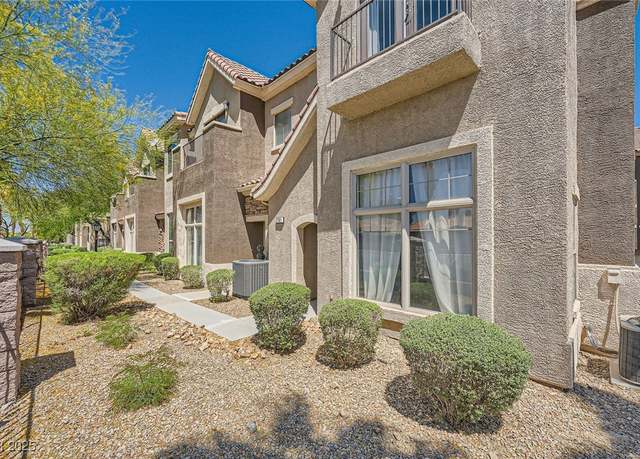 Property at 2761 Red Vista Ct, Henderson, NV 89074, 2 beds, 2.5 baths