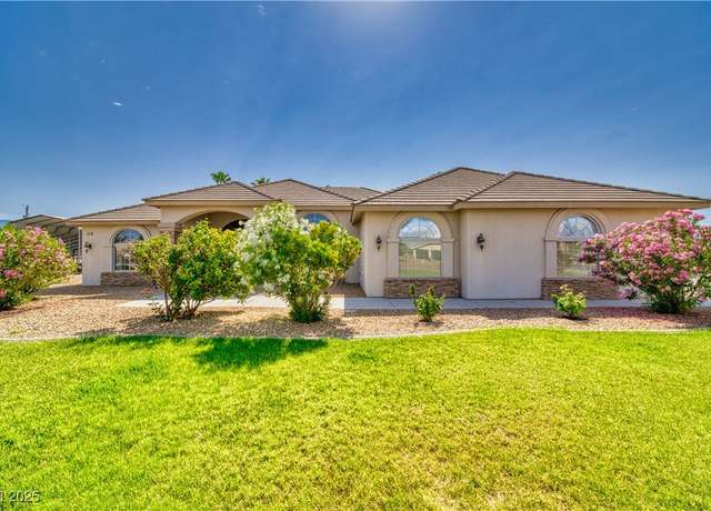 Property at 2851 Winchester Ave, Pahrump, NV 89048, 4 beds, 3.5 baths