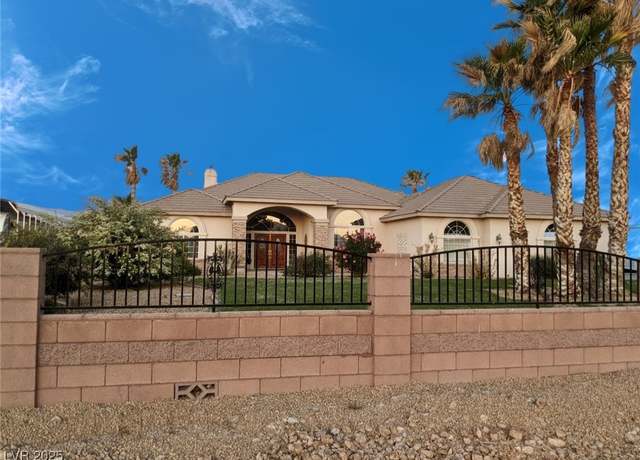 Property at 2851 Winchester Ave, Pahrump, NV 89048, 4 beds, 3.5 baths
