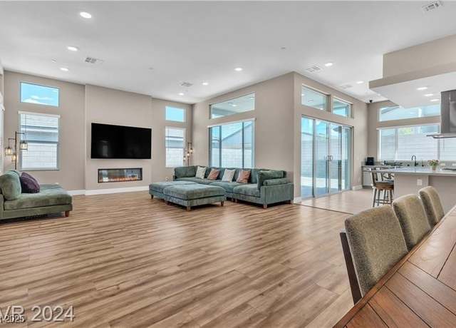 Property at 10301 Fairview Ridge Ct, Las Vegas, NV 89166, 4 beds, 2.5 baths