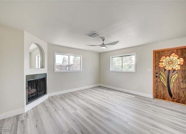 Property at 5872 Willard St, Las Vegas, NV 89122, 5 beds, 3 baths