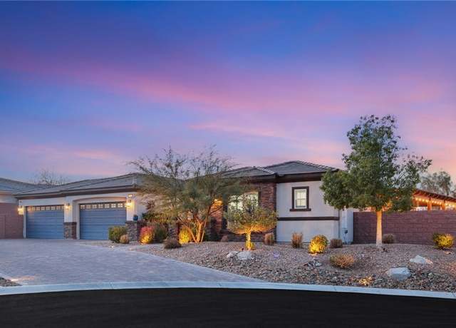 Property at 7165 N Grand Canyon Dr, Las Vegas, NV 89149, 5 beds, 4 baths