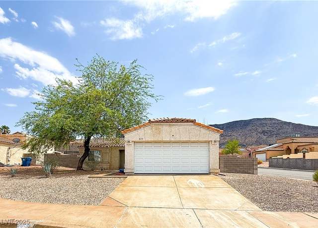Property at 425 Nancy Dr, Henderson, NV 89015, 3 beds, 2 baths