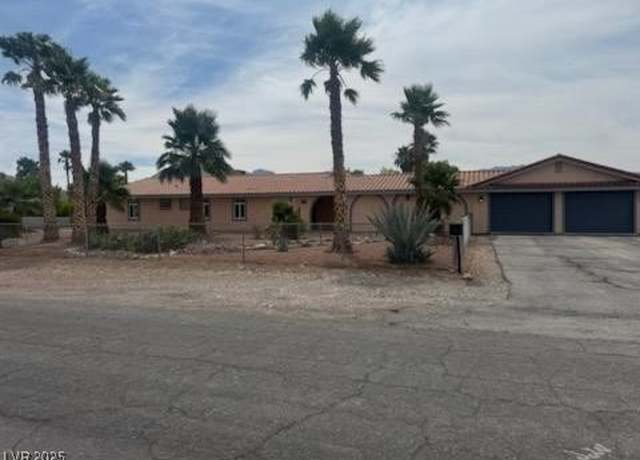 Property at 5309 N Chieftain St, Las Vegas, NV 89149, 3 beds, 3.5 baths