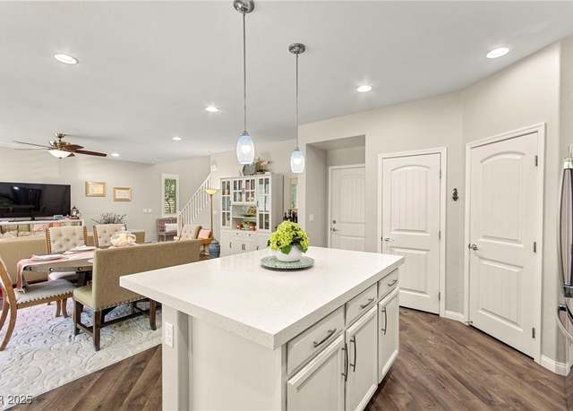 Property at 419 Vigo Port St, Las Vegas, NV 89138, 3 beds, 2.5 baths