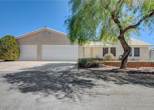 Property at 303 Glasgow St, Henderson, NV 89015, 4 beds, 2.5 baths