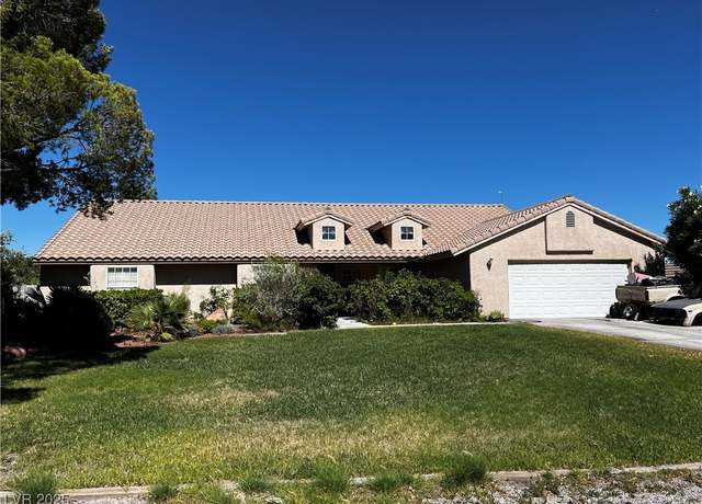 Property at 5640 N Riley St, Las Vegas, NV 89149, 4 beds, 2.5 baths