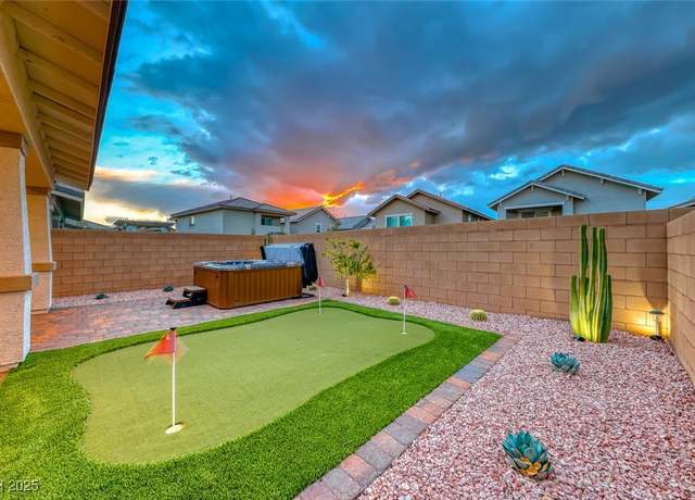 Property at 122 Cabaletta Ln, Henderson, NV 89015, 3 beds, 2.5 baths