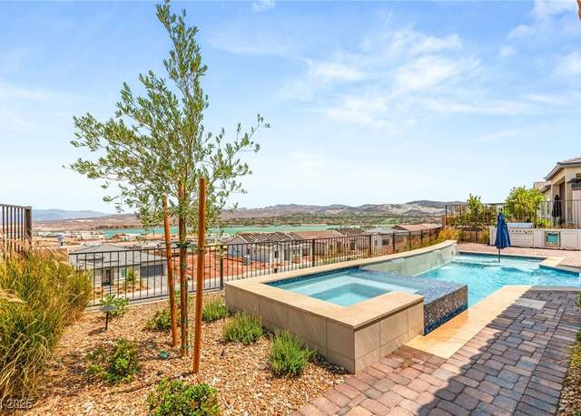 Property at 160 Stone Mesa Ct, Henderson, NV 89011, 3 beds, 3 baths