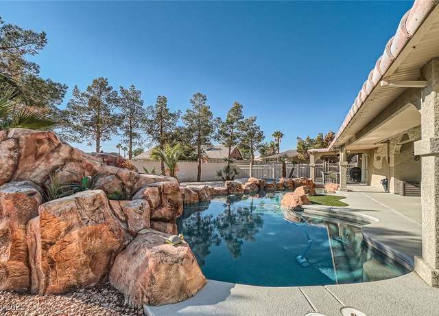 Property at 3245 W Landberg Ave, Las Vegas, NV 89141, 3 beds, 2.5 baths