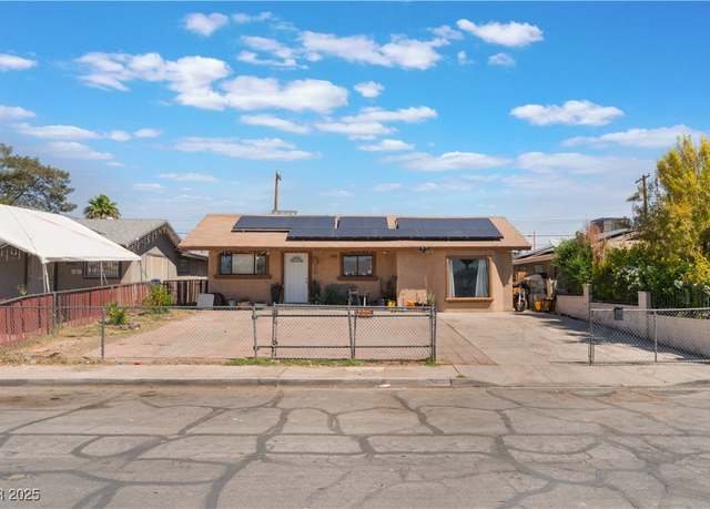 Property at 3112 Twining Ave, North Las Vegas, NV 89030, 6 beds, 2 baths