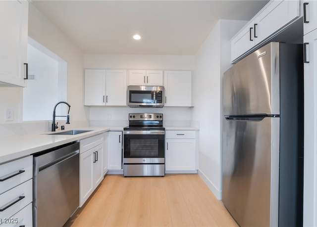 Property at 50 Armstrong Cir, Henderson, NV 89015, 4 beds, 2 baths