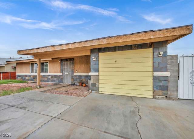 Property at 54 Del Amo Dr, Las Vegas, NV 89110, 5 beds, 4 baths