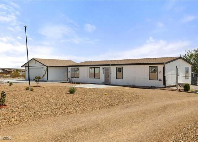 Property at 5960 Genoa Ave, Pahrump, NV 89060, 4 beds, 2 baths