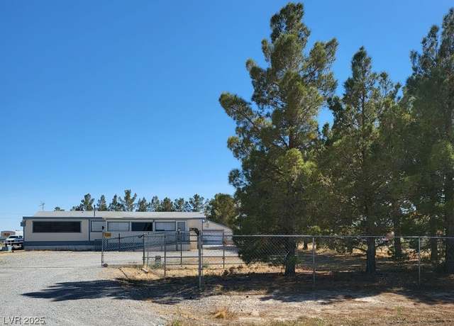 Property at 3141 Ward Ct, Pahrump, NV 89061, 2 beds, 1.5 baths