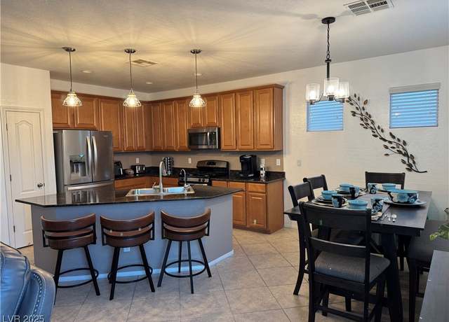 Property at 10617 Hartford Hills Ave, Las Vegas, NV 89166, 4 beds, 3 baths
