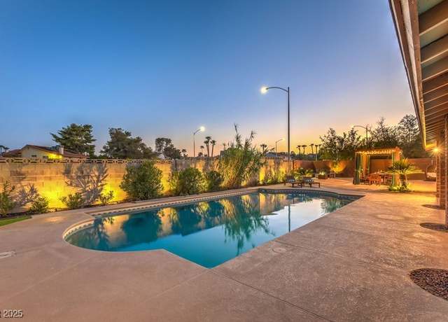 Property at 3249 S Torrey Pines Dr, Las Vegas, NV 89146, 7 beds, 3 baths