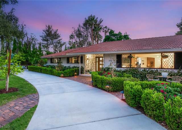 Property at 200 Stonewood Ct, Las Vegas, NV 89107, 5 beds, 2.5 baths
