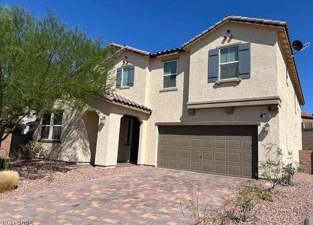Property at 981 Soaring Moon Dr, Henderson, NV 89015, 4 beds, 2.5 baths