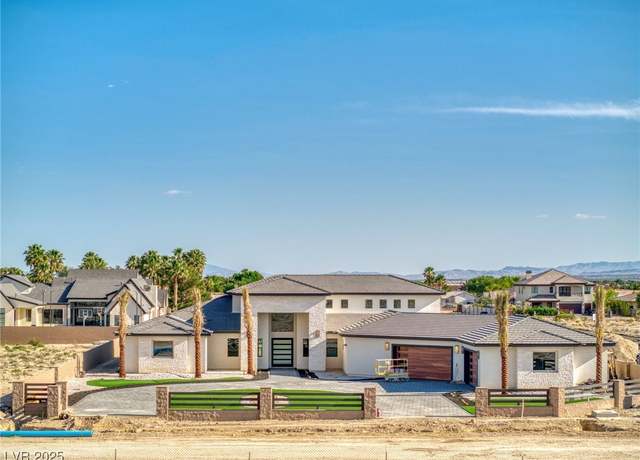 Property at 6383 Horse Dr, Las Vegas, NV 89131, 5 beds, 4.5 baths