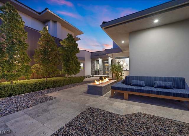 Property at 4050 N Tomsik St, Las Vegas, NV 89129, 4 beds, 5 baths