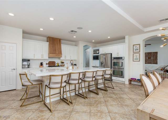 Property at 7126 Mirkwood Ave, Las Vegas, NV 89178, 3 beds, 2.5 baths
