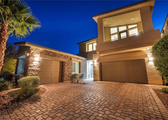 Property at 19 Hilltop Crest St, Henderson, NV 89011, 4 beds, 3.5 baths
