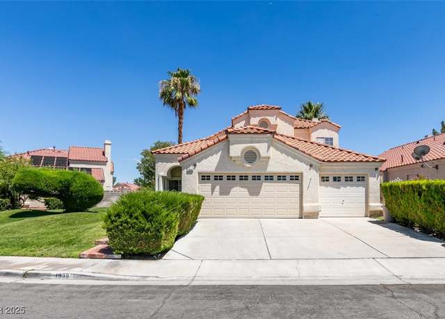 Property at 1939 Guinn Dr, Henderson, NV 89074, 4 beds, 3 baths