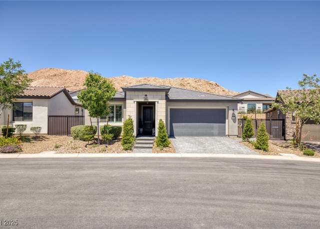 Property at 25 Red Creek Bluff St, Henderson, NV 89011, 2 beds, 2 baths