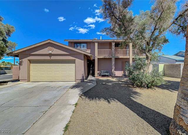 Property at 3018 Burnham Ave, Las Vegas, NV 89169, 5 beds, 3 baths