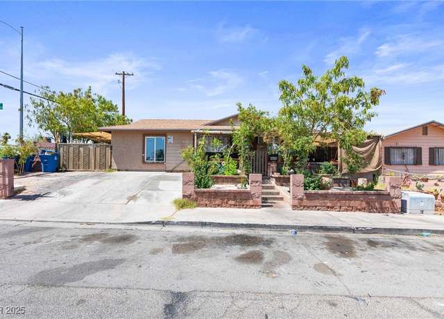 Property at 4606 Powell Ave, Las Vegas, NV 89121, 4 beds, 2 baths