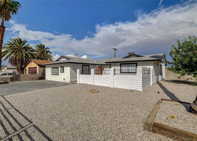 Property at 3113 Black Forest Dr, Las Vegas, NV 89102, 5 beds, 3 baths