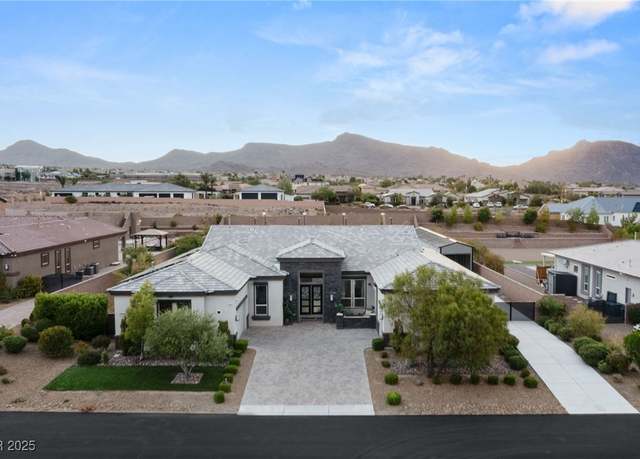 Property at 1121 Du Fort Hills Ct, Henderson, NV 89002, 4 beds, 4.5 baths