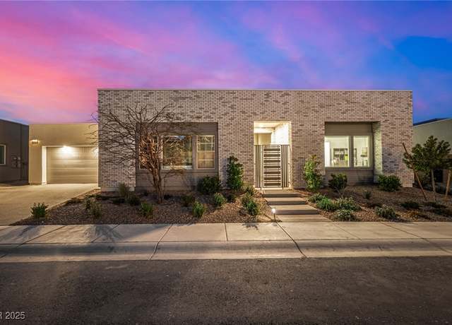 Property at 472 Sand Dune Arch St, Las Vegas, NV 89138, 4 beds, 4.5 baths